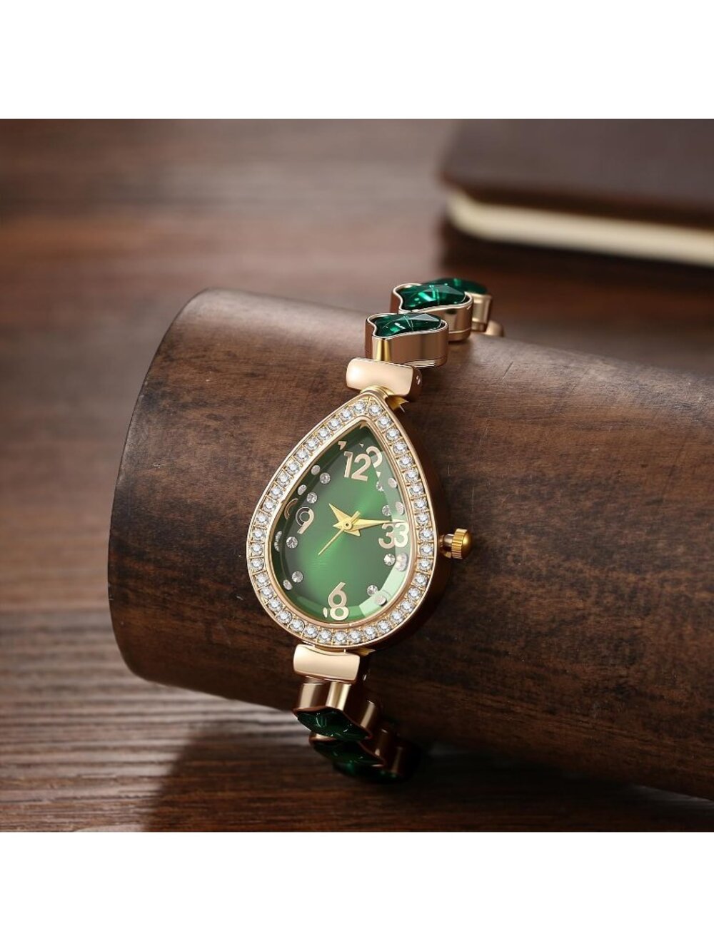 Women's Green Crystal Teardrop Rhinestone Dial Ultra-Thin Metal Wrist Watch - Picture 4 of 6